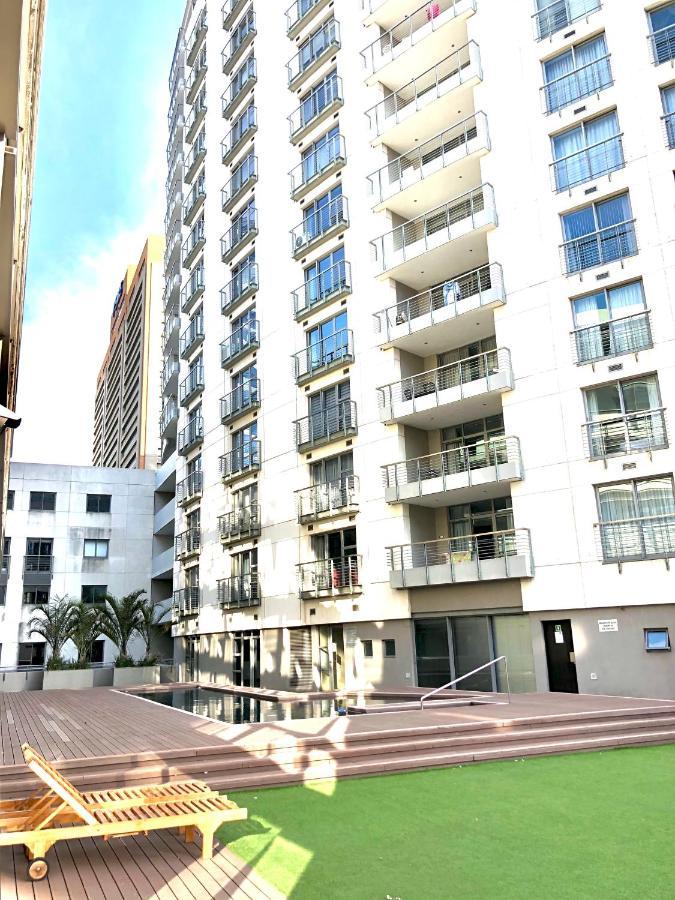 Icon Self Catering Apartment In Cape Town Near Waterfront And Cticc Экстерьер фото