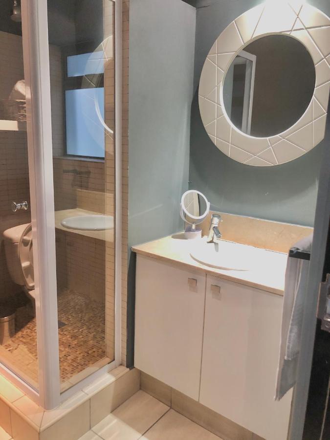Icon Self Catering Apartment In Cape Town Near Waterfront And Cticc Экстерьер фото