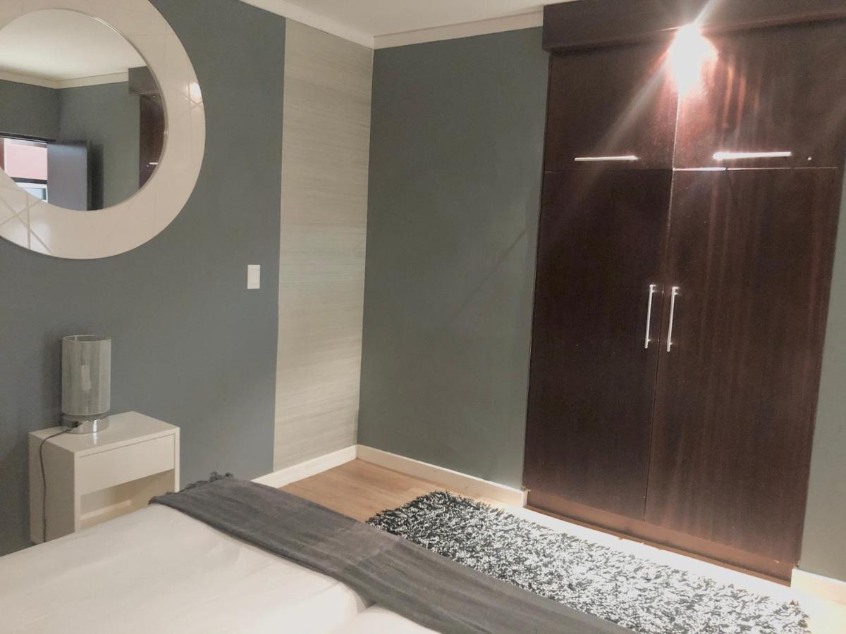 Icon Self Catering Apartment In Cape Town Near Waterfront And Cticc Экстерьер фото